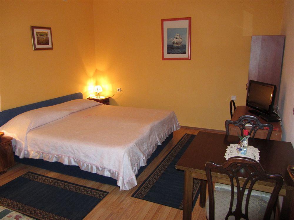 Villa Vilma Sukosan Ngoại thất bức ảnh