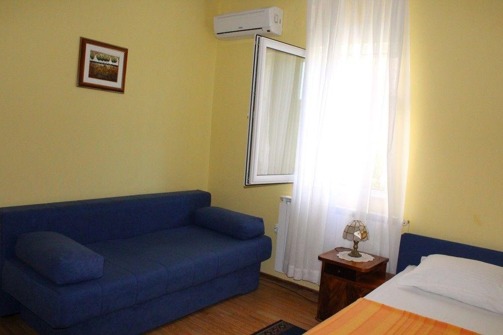 Villa Vilma Sukosan Ngoại thất bức ảnh